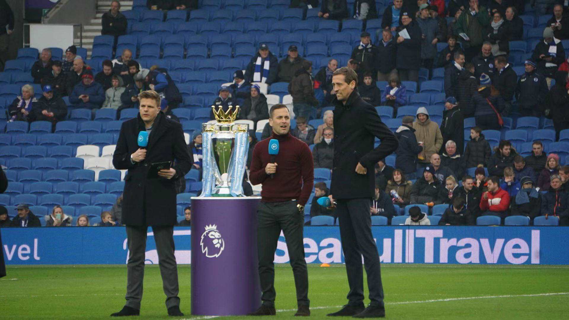 球队始终保 球队始终保